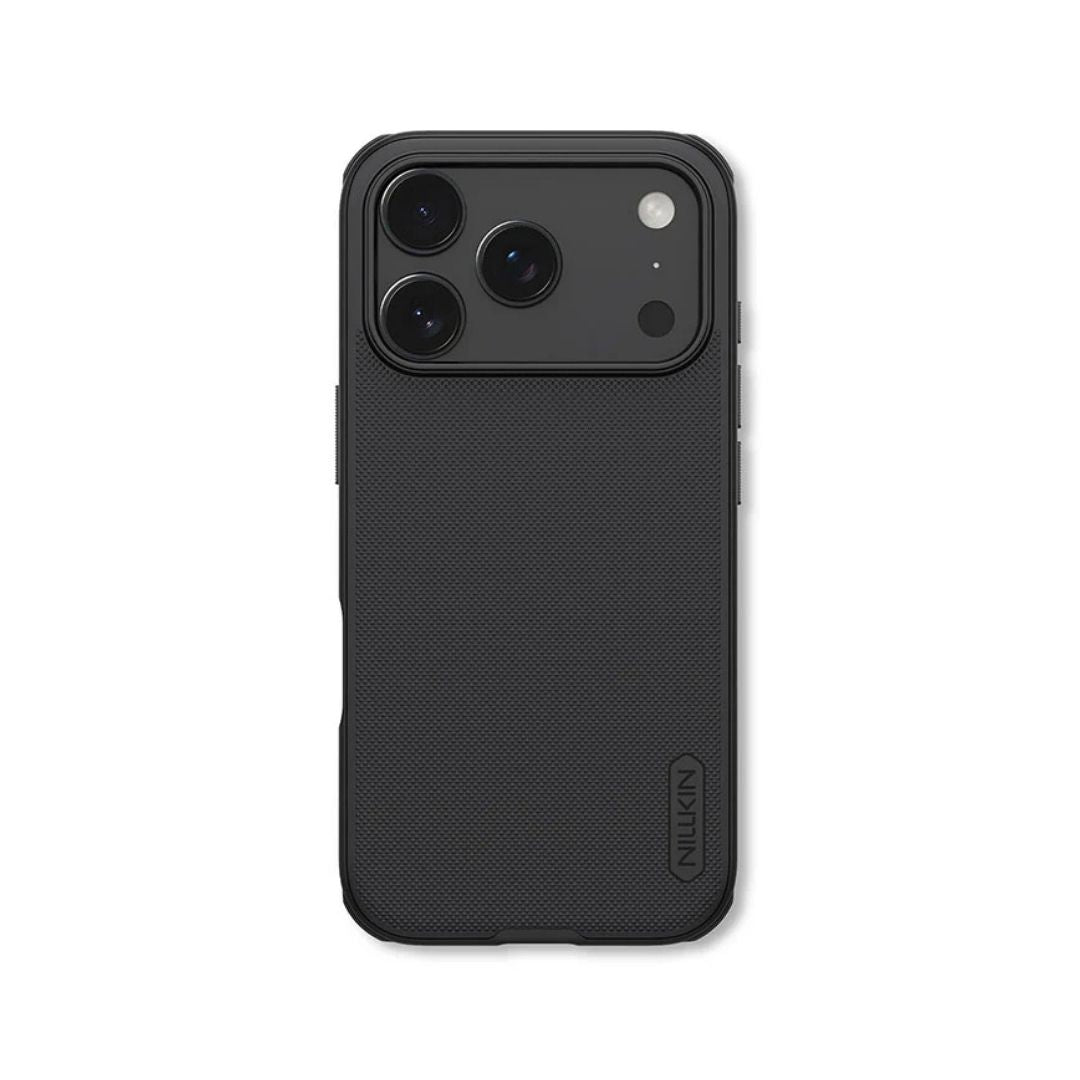 Crna Nillkin Super Frosted Shield Pro maska za iPhone 17 Pro prednja strana