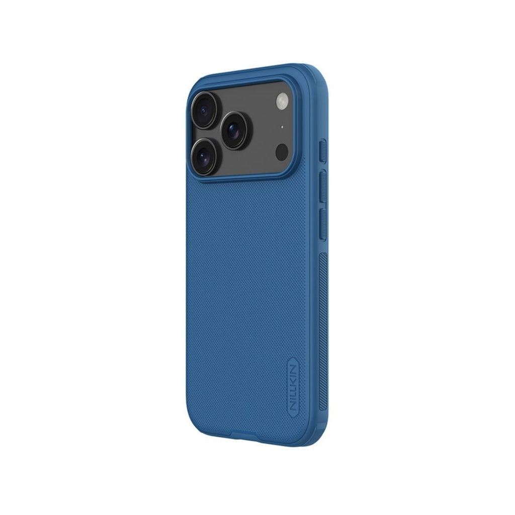 Izdignute ivice i precizni otvori za kameru na plavoj Nillkin iPhone 17 Pro maski
